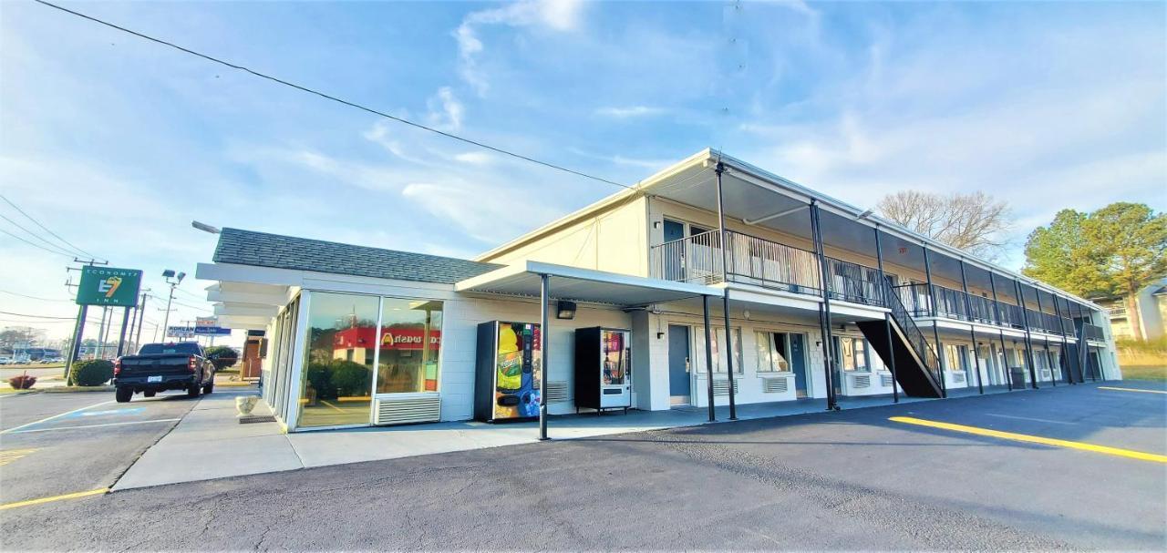 Economy 7 Inn- Newport News Exteriör bild