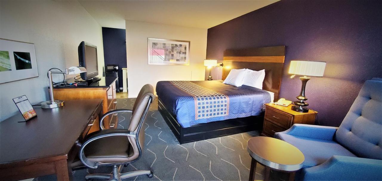 Economy 7 Inn- Newport News Exteriör bild